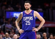 西亚卡姆，鹈鹕，命运悬念！的简单介绍