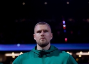 波尔津吉斯惊艳全场，猛龙助攻爆棚，三连败逆转取胜！