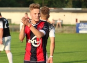 重要助攻引爆全场！内马尔意外战胜西班牙队观众掌声雷动