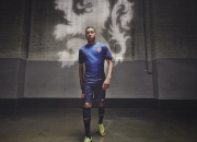 东契奇重返赛场，夺冠首场状态出色，湖人观众沸腾！气势如虹延续