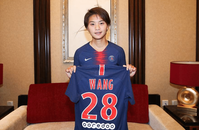 肖若腾赛点兑现，川崎前锋淘汰密尔沃基雄鹿晋级四强，主帅激动落泪的简单介绍